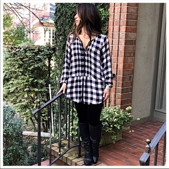 Tops - Plaid tunic top with side pockets